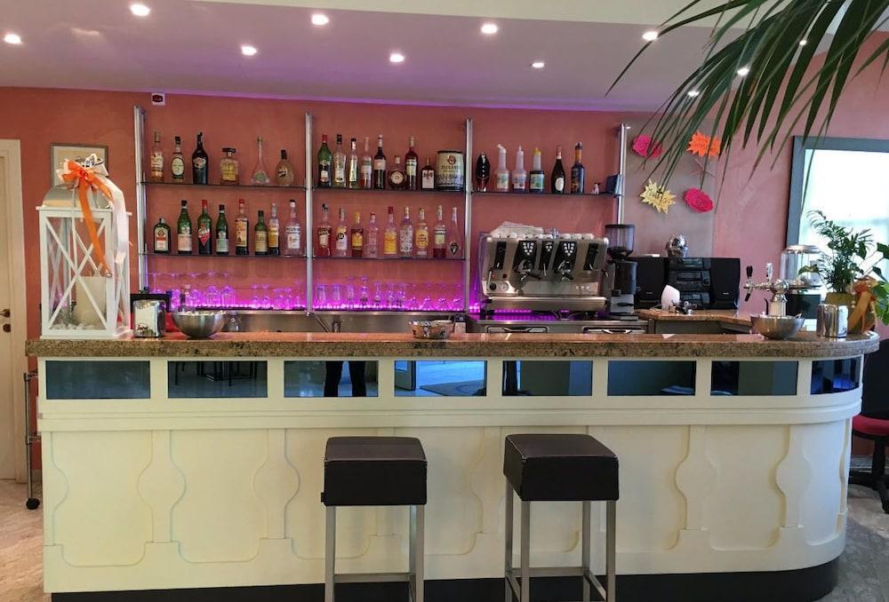Hotel Plutone 체르비아 외부 사진